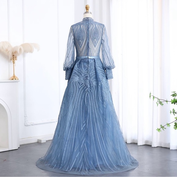 Elegant Blue Gray Evening Gown - Picture 4 of 9